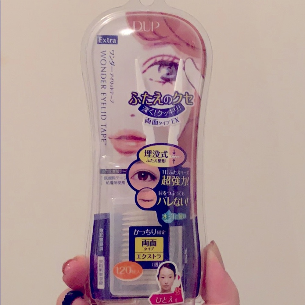 Double eyelid tape